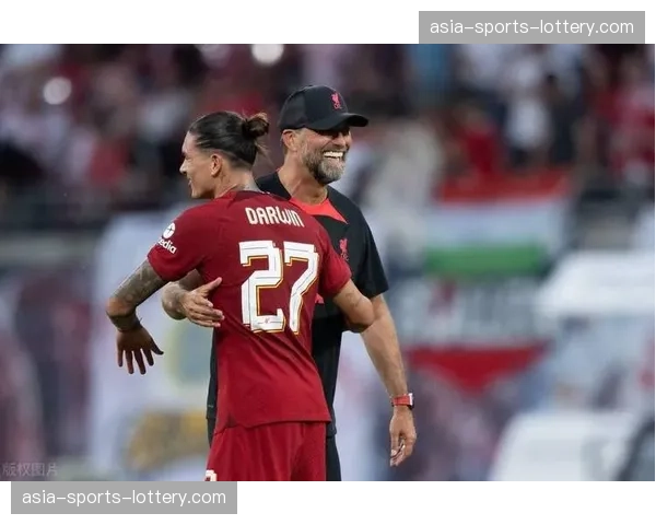 利物浦4-2战胜布莱顿，努涅斯双响，萨拉赫点射破门