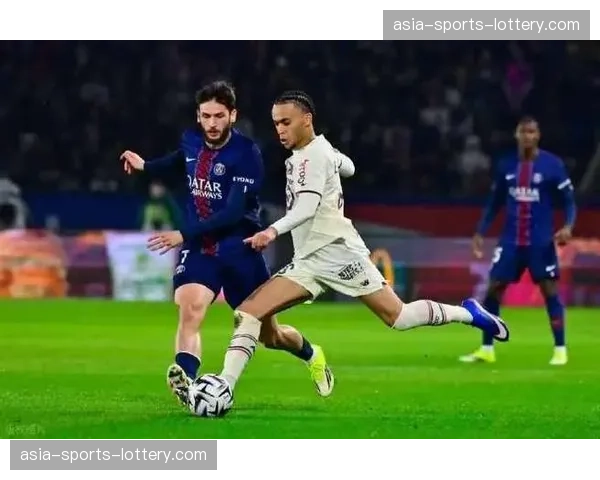 欧塞尔主力后卫累积黄牌停赛，后防线面临重组