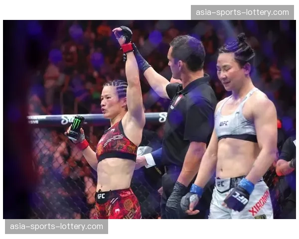 UFC300阵容豪华,张伟丽领衔草量级冠军战 UFC300阵容豪华,张伟丽领衔草量级冠军战