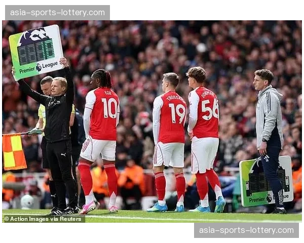 争冠格局突变：阿森纳爆冷输球，曼城重燃卫冕希望